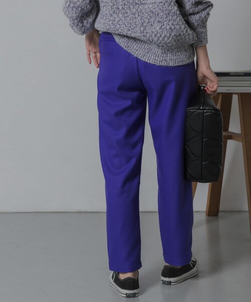 URBAN RESEARCH Sonny Label（アーバンリサーチサニーレーベル）の「TRカラーストレートパンツ（その他パンツ・レディース・ブルー/ブラック/ピンク・36/38）」の17枚目の写真