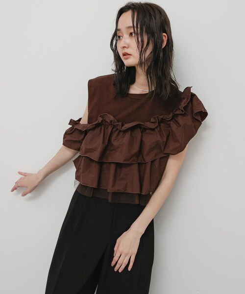 SENSE OF PLACE by URBAN RESEARCH(センスオブプレイスバイアーバンリサーチ)の「異素材ドッキングマルチウェイトップ(タンクトップ・レディース・OFF WHITE/BLACK/BROWN・One)」の15枚目の写真