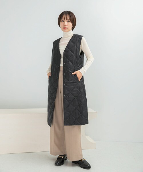 URBAN RESEARCH ROSSO（アーバンリサーチロッソ）の「TAION　VNECK LONG DOWN GILET（その他アウター・レディース・OFFWHITE/BLACK/DCHOCO/GBEIGE・M/L）」の2枚目の写真