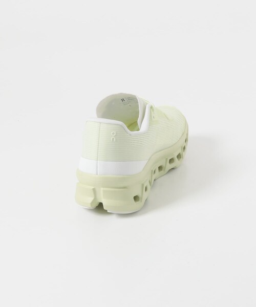URBAN RESEARCH DOORS(アーバンリサーチドアーズ)の「On CLOUD MONSTER VOID(スニーカー・レディース・LINEN・23.5/24/24.5/25/25.5)」の5枚目の写真