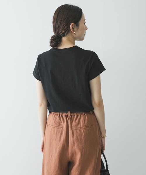 URBAN RESEARCH（アーバンリサーチ）の「HANES　2P クルーネックTシャツ（Tシャツ/カットソー・レディース・BEG/WHT/ASSORT・M）」の19枚目の写真