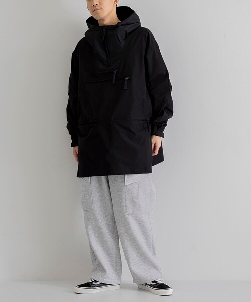 URBAN RESEARCH(アーバンリサーチ)の「DAIWA PIER39 TECH ANORAK PARKA(マウンテンパーカー・メンズ・GREEN/BLACK・M/L)」の4枚目の写真