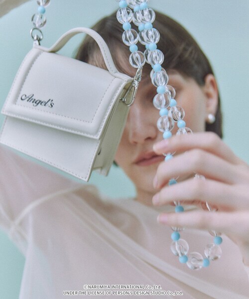 ADAM ET ROPE'(アダムエロペ)の「【ANGEL BLUE×ADAM ET ROPE'】ボールチェーンミニバッグ(ショルダーバッグ・レディース・ホワイト/シルバー・F)」の3枚目の写真