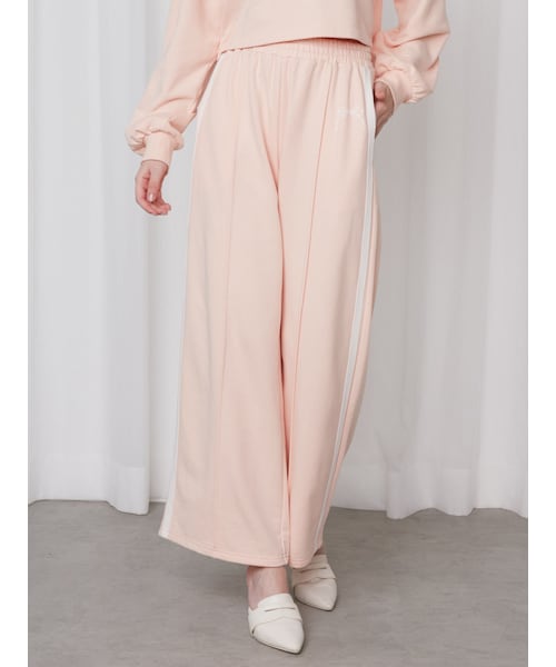CALNAMUR（カルナムール）の「SIDE LINE RIBBON PRINT SWEAT PT/サイドラインリボンプリントスウェットパンツ（その他パンツ・レディース・ブラック/ピンク/シルバー・F）」の4枚目の写真