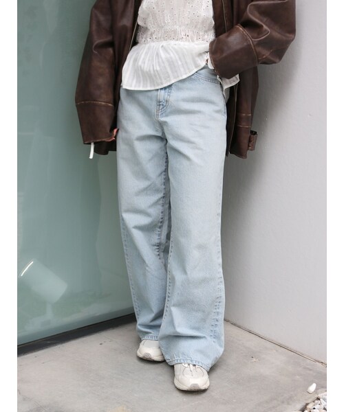 Ungrid（アングリッド）の「ヴィンテージルーズワイドデニム（デニムパンツ・レディース・ブルー/アイスブルー・24ｲﾝﾁ/25ｲﾝﾁ/26ｲﾝﾁ）」の11枚目の写真