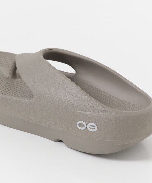 URBAN RESEARCH DOORS（アーバンリサーチドアーズ）の「OOFOS　OORIGINAL+（サンダル・レディース・CHALK/BLACK/MINT/DRIFTWOOD・5/6/7/8）」の20枚目の写真