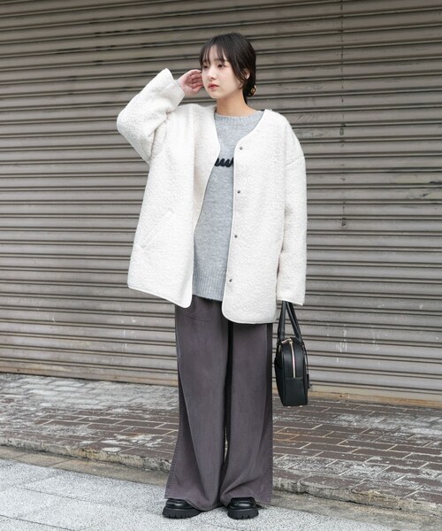 ITEMS URBANRESEARCH(アイテムズ アーバンリサーチ)の「ボアジャケット(ノーカラージャケット・レディース・OFF/GRY/L.BRN・Free)」の11枚目の写真