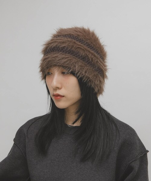 KBF（ケイビーエフ）の「ラインデザインシャギーニットビーニー（ニットキャップ/ビーニー・レディース・IVORY/BROWN/CHARCOAL・One）」の20枚目の写真