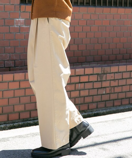 URBAN RESEARCH DOORS（アーバンリサーチドアーズ）の「FORK&SPOON　イージーチノパンツ（チノパンツ・レディース・BEIGE/INK BLACK・1/2）」の17枚目の写真