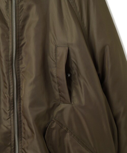 ADAM ET ROPE'（アダムエロペ）の「【STAND STUDIO（スタンド スタジオ）】Thilda Jacket（MA-1・レディース・カーキ・34）」の22枚目の写真