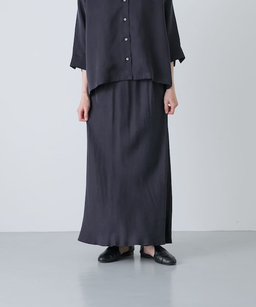 かぐれ（カグレ）の「『2サイズ展開』キュプラバイアススカート（スカート・レディース・NAVY/BLACK・0/1）」の3枚目の写真