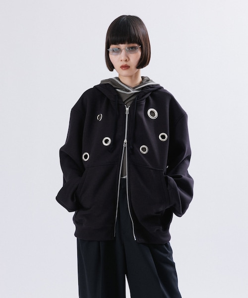 ADAM ET ROPE'(アダムエロペ)の「BIG EYELET STUCK HOODIE(パーカー・レディース・ブラック/ライトグレー/キャメル・38/40)」の5枚目の写真