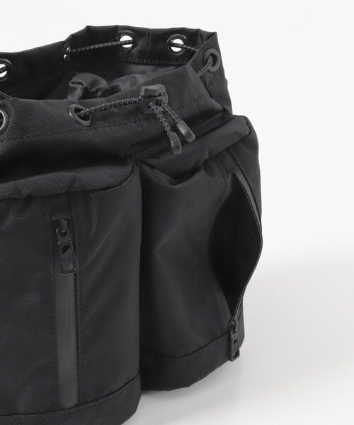 THE GOODLAND MARKET（ザグッドランドマーケット）の「F/CE.　re/cor TACTICAL 2WAY DRAWSTRING（ショルダーバッグ・レディース・Black/Gray・FREE）」の7枚目の写真