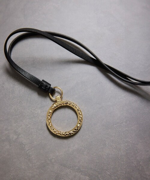 ROPE'（ロペ）の「【teau・牛革】panier rope ring holder（キー/バッグチャーム・サンプラス/メガネホルダー）（チャーム・レディース・ブラック/キャメル・F）」の2枚目の写真