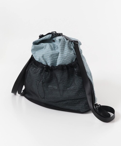 URBAN RESEARCH DOORS(アーバンリサーチドアーズ)の「チェック2WAYナップサック(バックパック/リュック・レディース・BLUE/RED・One)」の4枚目の写真