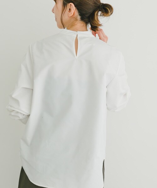 ITEMS URBANRESEARCH（アイテムズ アーバンリサーチ）の「ハイネックブラウス（シャツ/ブラウス・レディース・SRP/BLK/OFF・FREE）」の6枚目の写真