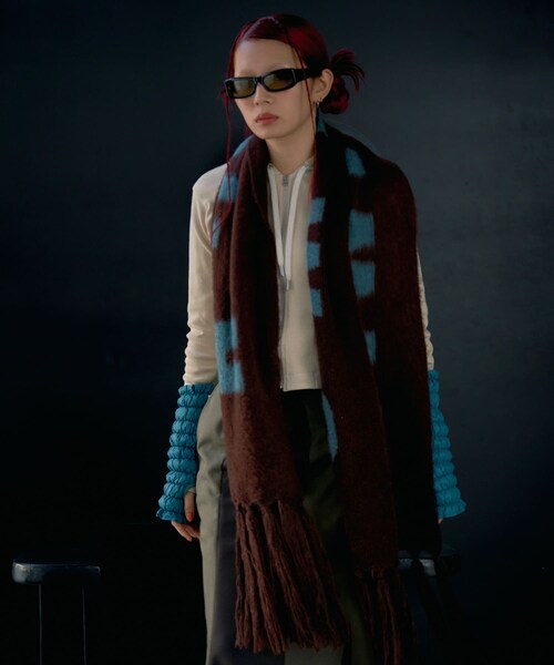 THE GOODLAND MARKET（ザグッドランドマーケット）の「cwtch　RWS Wool fringe Scarf（マフラー・レディース・BROWN/BLUE/GRAY・FREE）」の14枚目の写真