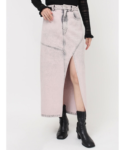 MURUA（ムルーア）の「フロントオープンデニムロングスカート【セットアップ着用可】（デニムスカート・レディース・ブラック/ピンク/ブルー・1/2）」の16枚目の写真