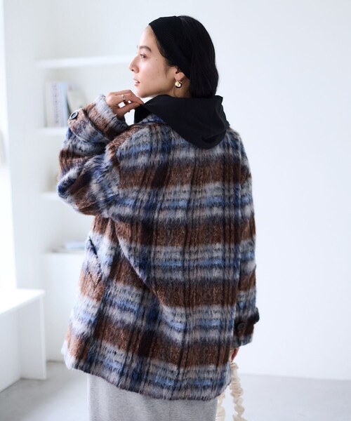 VIS(ビス)の「【WEB限定】シャギーミディ丈Pコート(ピーコート・レディース・ブラウン系/ネイビー・M/S)」の14枚目の写真