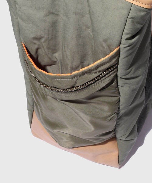 ADAM ET ROPE'（アダムエロペ）の「【MINNESSAK/ミネサック】Tote（トートバッグ・メンズ・ブラック/オリーブ・F）」の15枚目の写真