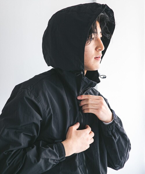 URBAN RESEARCH DOORS（アーバンリサーチドアーズ）の「『別注』Snow Peak Apparel×DOORS　NYLON WASHER PARKA（マウンテンパーカー・メンズ・GREIGE/CHARCOAL/BLACK・M/L/XL）」の13枚目の写真