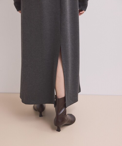 ADAM ET ROPE'(アダムエロペ)の「【WEB限定】ニットキャミソールセットワンピース(ワンピース・レディース・ブラック/チャコール/ダークブラウン・F)」の16枚目の写真