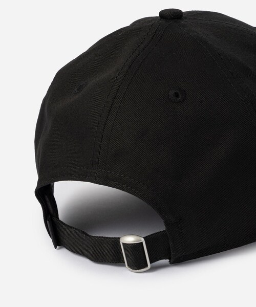 Saturdays NYC（サタデーズ ニューヨークシティ ）の「New Era® x Saturdays NYC "S" Logo Cap（キャップ・レディース・ブラック/グレー/ネイビー・F）」の16枚目の写真