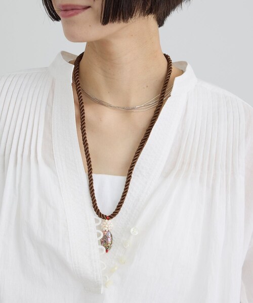 ADAM ET ROPE'(アダムエロペ)の「【J'aDoRe・店舗限定】【Raponesa General Store(レポネサジェネラルストア)】MERMEID COLLECTION/NECKLACE(ネックレス・レディース・ブラウン系・F)」の15枚目の写真