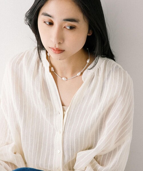 URBAN RESEARCH（アーバンリサーチ）の「PLOW　Pearl Necklace（ネックレス・レディース・Pearl SV・-）」の3枚目の写真
