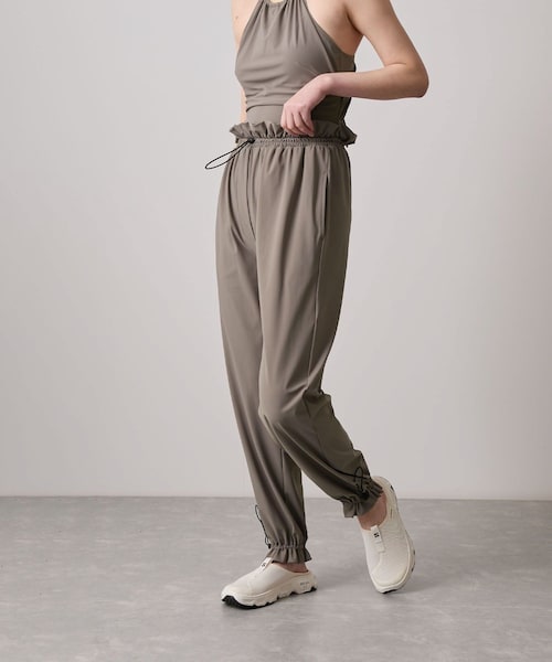 NERGY(ナージー)の「【speedo】ステイフィットギャザーパンツ(その他パンツ・レディース・ブラック/レンガ/カーキ・M)」の22枚目の写真