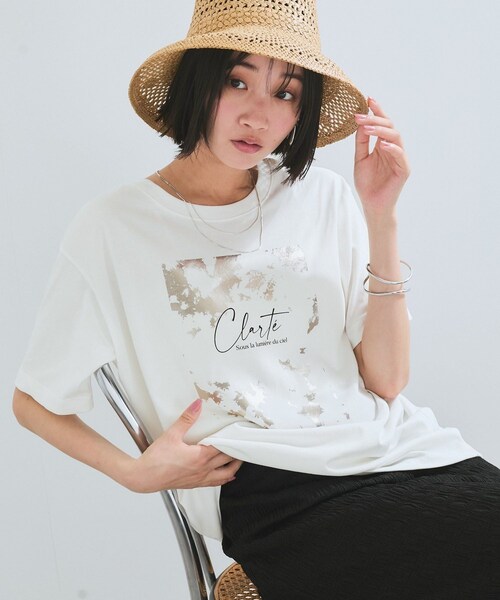 VIS(ビス)の「【接触冷感】箔グラフィックアートTシャツ(Tシャツ/カットソー・レディース・チャコール/ホワイト/ホワイト系・F)」の14枚目の写真