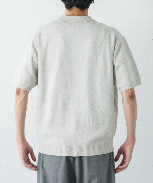 URBAN RESEARCH(アーバンリサーチ)の「SILK NOIL スキッパーポロニット(ポロシャツ・メンズ・NATURAL/BLACK・M/L)」の4枚目の写真