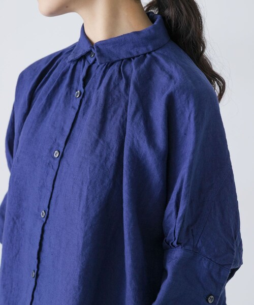 かぐれ（カグレ）の「Honnete　H/SLV GATHER SHIRTS（シャツ/ブラウス・レディース・BLUE/NOIR/SILVER・One）」の21枚目の写真
