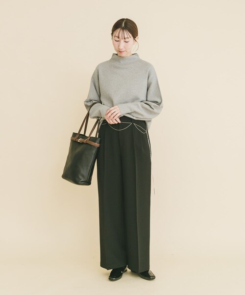 ITEMS URBANRESEARCH（アイテムズ アーバンリサーチ）の「『イージーケア/静電気防止』ボトルネックニットプルオーバー（ニット/セーター・レディース・OFF/MNT/GRY・Free）」の11枚目の写真