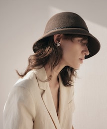 IRIS47　modern hat