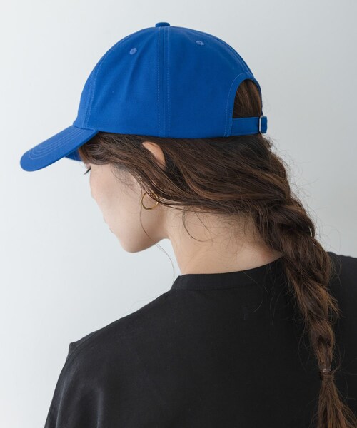 URBAN RESEARCH Sonny Label（アーバンリサーチサニーレーベル）の「エンブロイダリーメッセージキャップ（キャップ・レディース・イエローベージュ/ブルー/レッドブラウン・One）」の13枚目の写真