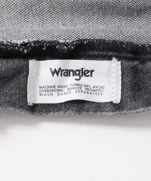 URBAN RESEARCH Sonny Label（アーバンリサーチサニーレーベル）の「Wrangler　WREMAKE SIDE ZIP FLARE（デニムパンツ・メンズ・BK REMAKE/BL REMAKE・S/M）」の17枚目の写真