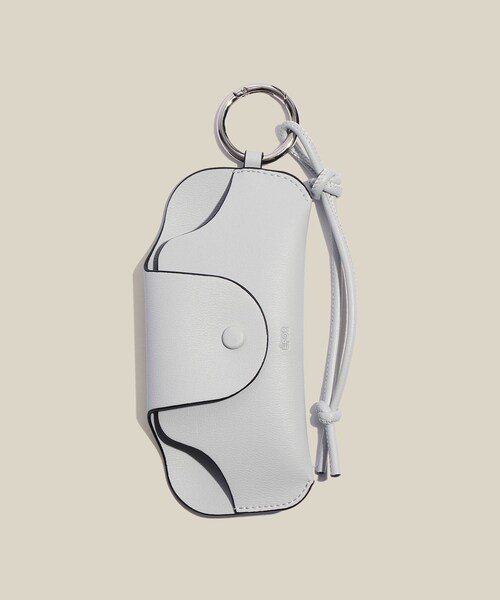 ROPE'（ロペ）の「【E'POR】Glass CASE(サングラスケース)/26SS新型（ポーチ・レディース・ブラック/ダークブラウン/キミドリ/ブルー系・F）」の4枚目の写真