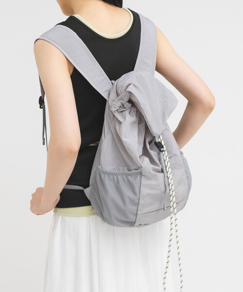 KBF（ケイビーエフ）の「メッシュポケットリップストップリュック（バックパック/リュック・レディース・GRAY/BROWN・One）」の5枚目の写真