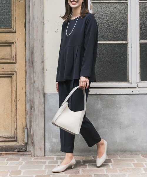 URBAN RESEARCH DOORS(アーバンリサーチドアーズ)の「ペプラムトップスセットアップ(セットアップ・レディース・NAVY/BLACK・S/M)」の14枚目の写真