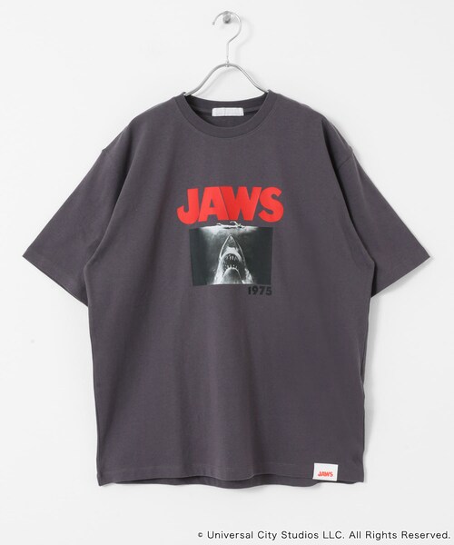 SENSE OF PLACE by URBAN RESEARCH（センスオブプレイスバイアーバンリサーチ）の「『別注』SENSE OF PLACE×JAWS　プリントT-SHIRTS/B（Tシャツ/カットソー・メンズ・WHITE/CHARCOAL/BLUE・M/L）」の19枚目の写真