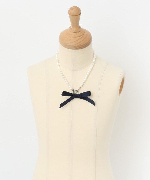 URBAN RESEARCH DOORS（アーバンリサーチドアーズ）の「2WAYリボンパールネックレス(KIDS)（その他・キッズ・NAVY・one）」の10枚目の写真
