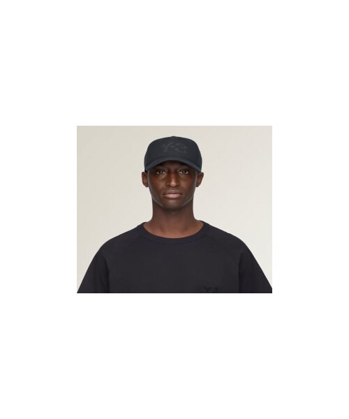 adidas(アディダス)の「Y-3 LOGO CAP(アクセサリー・メンズ・ブラック/バーガンディ・OSFW(54-57cm)/OSFX(57-60cm)/OSFL(60-63cm))」の3枚目の写真