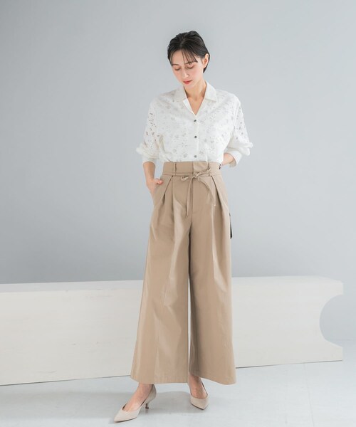 URBAN RESEARCH ROSSO（アーバンリサーチロッソ）の「コットンツイルベルテッドワイドパンツ（その他パンツ・レディース・BEIGE/BLUE・36/38）」の8枚目の写真