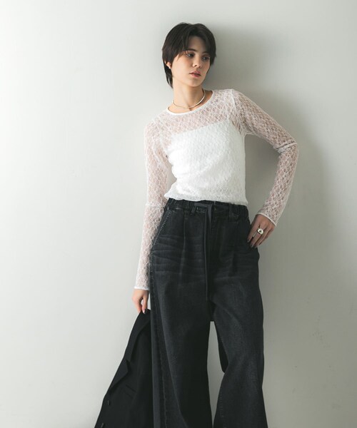 URBAN RESEARCH（アーバンリサーチ）の「ストレッチレースクルーネックブラウス（Tシャツ/カットソー・レディース・OFF/BLACK・FREE）」の15枚目の写真