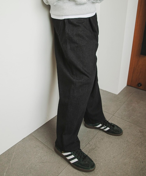 URBAN RESEARCH（アーバンリサーチ）の「『別注』WELCOME RAIN×URBS　5Pocket Denim（デニムパンツ・メンズ・Black・2/3）」の6枚目の写真