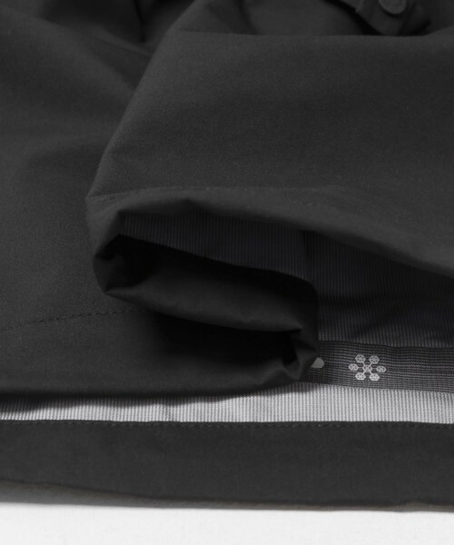 THE GOODLAND MARKET（ザグッドランドマーケット）の「F/CE.　ALL-WEATHER SHELL（マウンテンパーカー・メンズ・Black/Gray・M）」の15枚目の写真