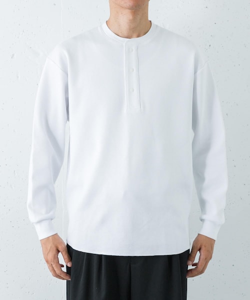 URBAN RESEARCH（アーバンリサーチ）の「『UR TECH』度詰めワッフルヘンリーロングスリーブ（Tシャツ/カットソー・メンズ・WHITE/OATMEAL/GRAY H/BLACK・M/L）」の7枚目の写真