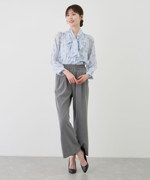 Jayro(ジャイロ)の「ツータックウエストギャザーストレートパンツ(スラックス・レディース・ブラック/グレー/ベージュ系・F)」の22枚目の写真