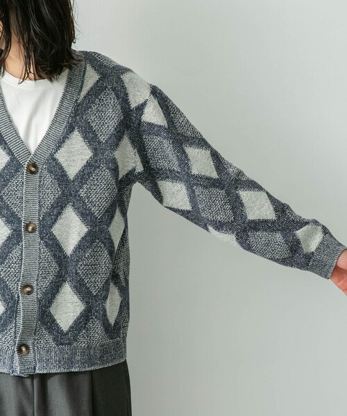 URBAN RESEARCH Sonny Label（アーバンリサーチサニーレーベル）の「ジャガードVネックニットカーディガン（カーディガン/ボレロ・メンズ・ボルドー/オフ/グリーン・M/L）」の10枚目の写真
